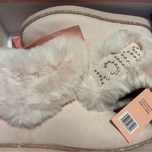 NWT. Blush pink. Juicy Couture JC keeper boots. Size 6.